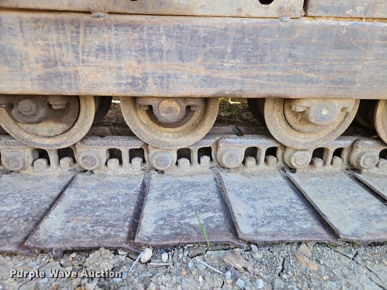 image for item DT7515 1995 John Deere 550G dozer