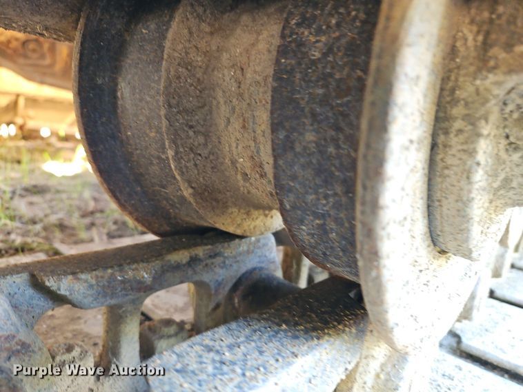 image for item DT7515 1995 John Deere 550G dozer