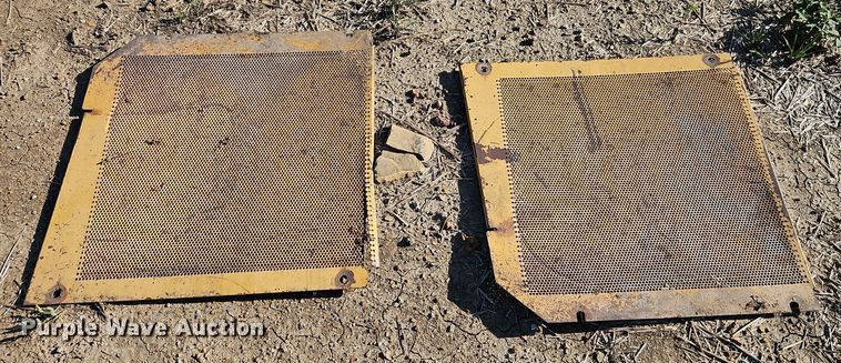 image for item DT7515 1995 John Deere 550G dozer