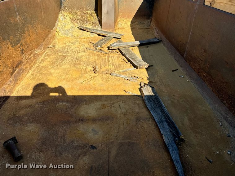 image for item DU3033 Davis dump bed