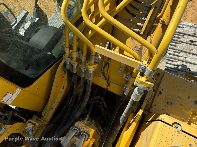 image for item DU3035 2015 Komatsu PC360LC-10 excavator