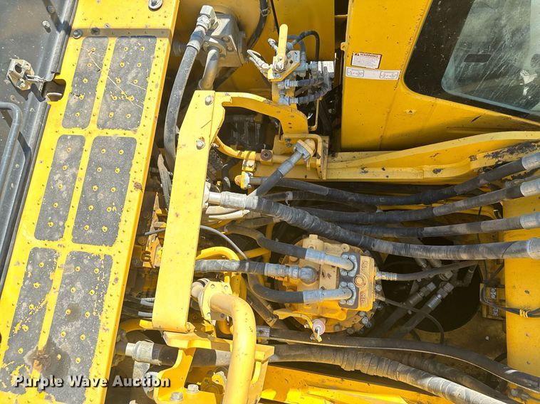 image for item DU3035 2015 Komatsu PC360LC-10 excavator