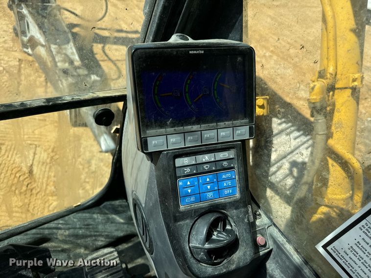 image for item DU3035 2015 Komatsu PC360LC-10 excavator