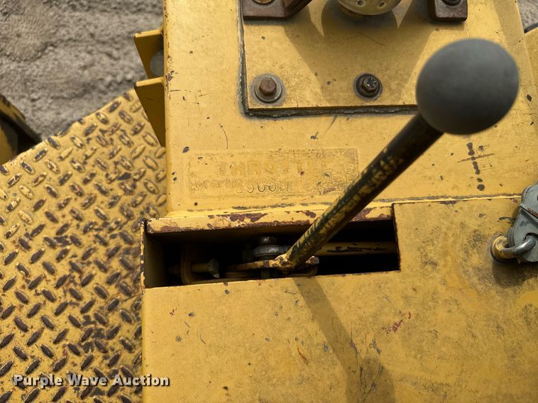 image for item DV2822 1995 Champion SuperPac 600p single drum vibratory roller