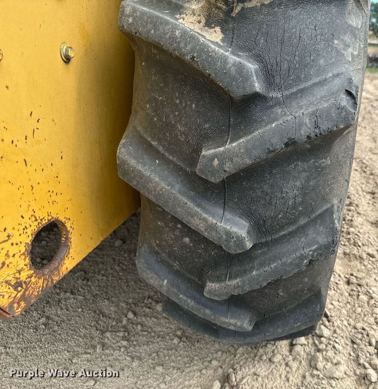 image for item DV2822 1995 Champion SuperPac 600p single drum vibratory roller