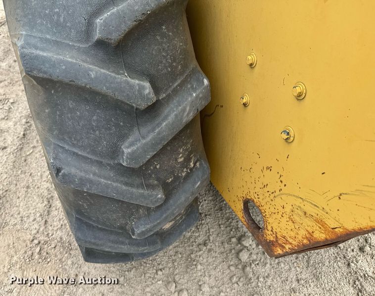 image for item DV2822 1995 Champion SuperPac 600p single drum vibratory roller