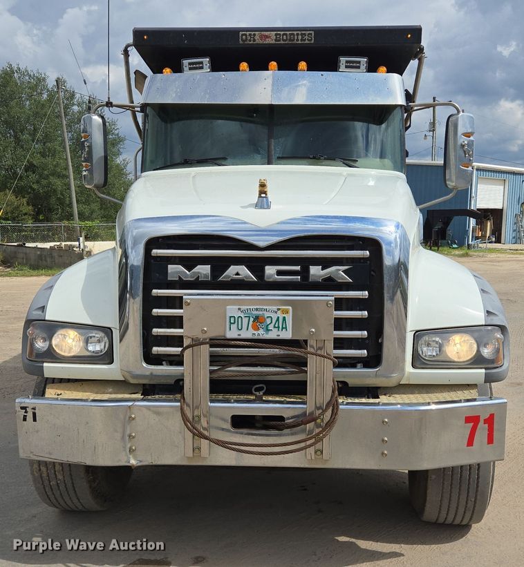 image for item DV5254 2019 Mack Granite dump truck