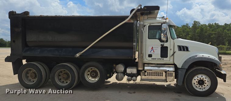 image for item DV5254 2019 Mack Granite dump truck