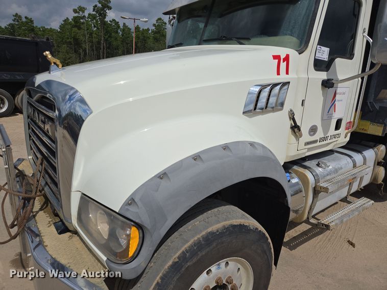 image for item DV5254 2019 Mack Granite dump truck