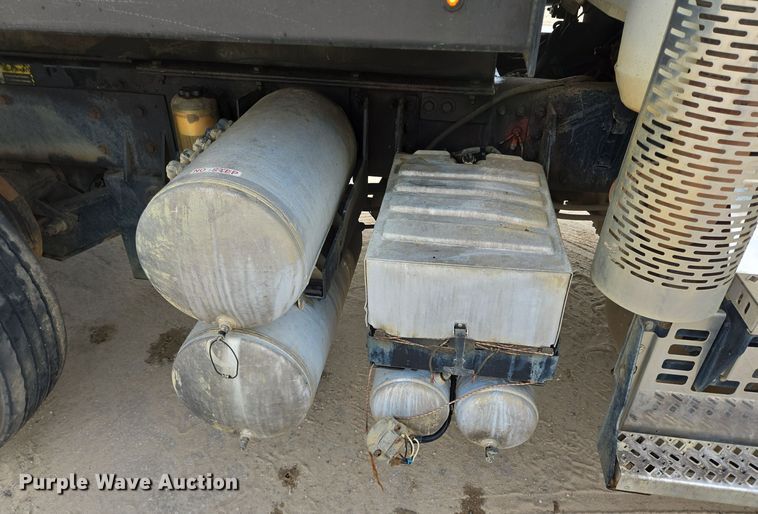 image for item DV5254 2019 Mack Granite dump truck