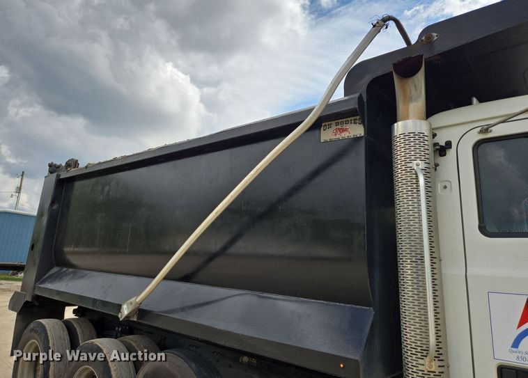 image for item DV5254 2019 Mack Granite dump truck