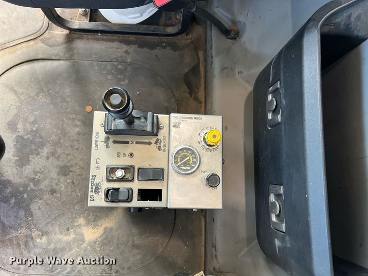 image for item DV5254 2019 Mack Granite dump truck