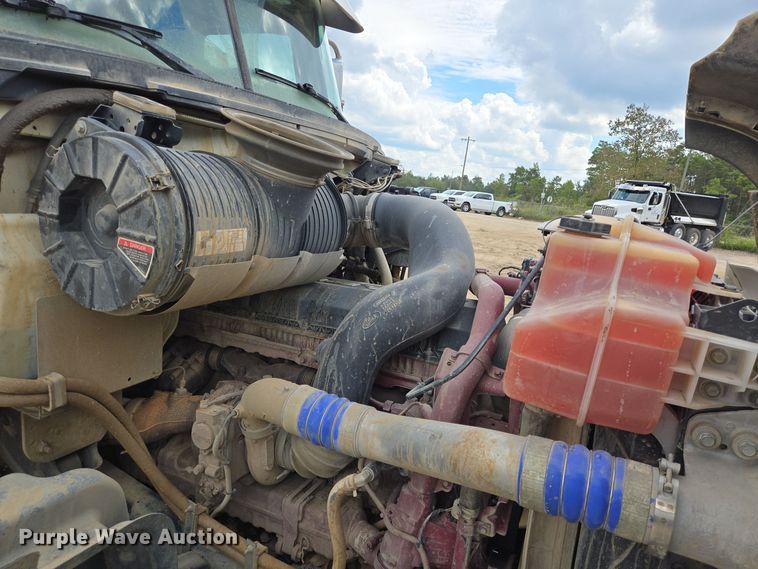 image for item DV5254 2019 Mack Granite dump truck