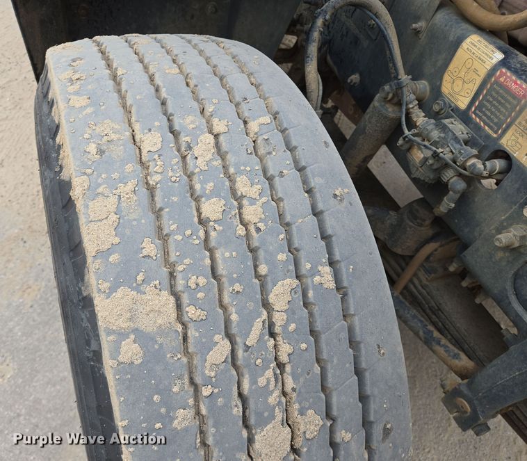 image for item DV5254 2019 Mack Granite dump truck