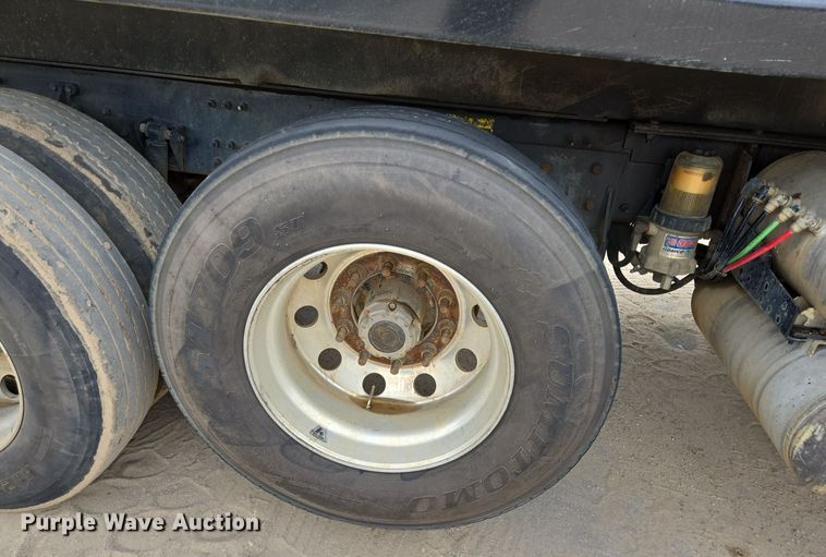 image for item DV5254 2019 Mack Granite dump truck