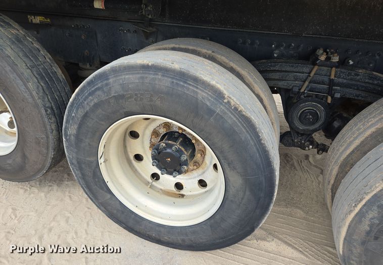 image for item DV5254 2019 Mack Granite dump truck