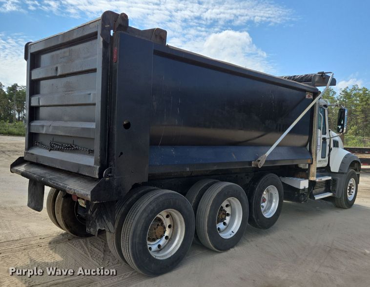 image for item DV5255 2019 Mack Granite dump truck