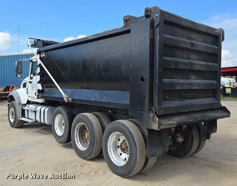 image for item DV5255 2019 Mack Granite dump truck