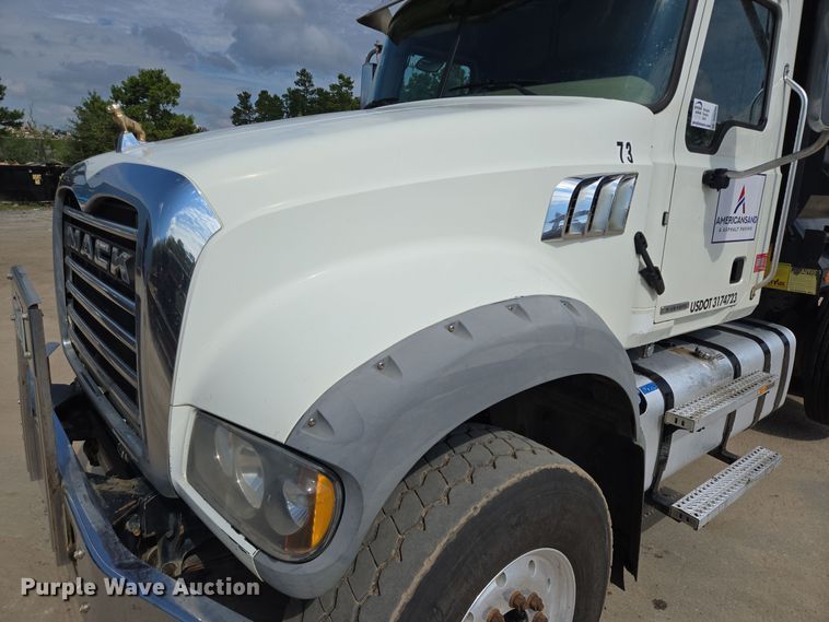 image for item DV5255 2019 Mack Granite dump truck