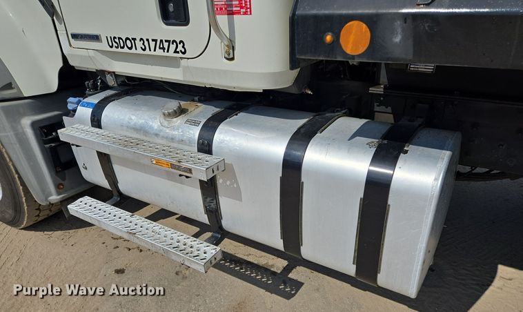 image for item DV5255 2019 Mack Granite dump truck