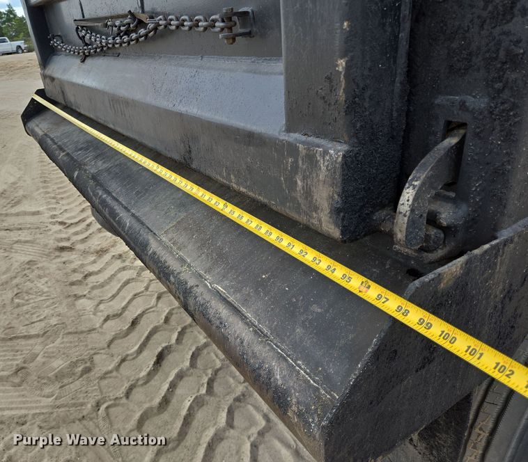 image for item DV5255 2019 Mack Granite dump truck