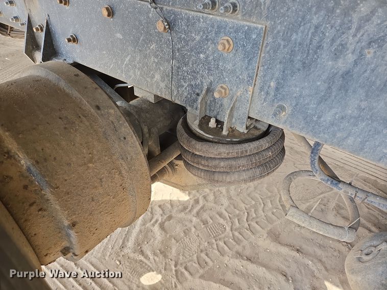 image for item DV5255 2019 Mack Granite dump truck