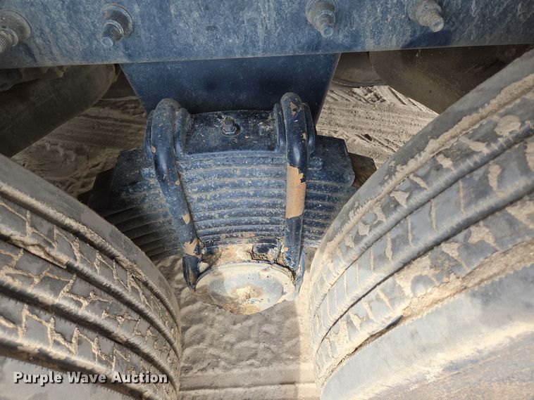 image for item DV5255 2019 Mack Granite dump truck