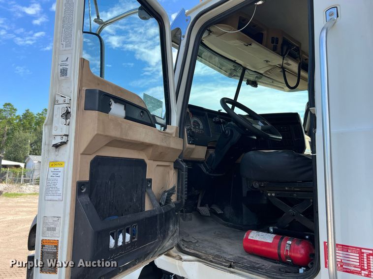 image for item DV5255 2019 Mack Granite dump truck