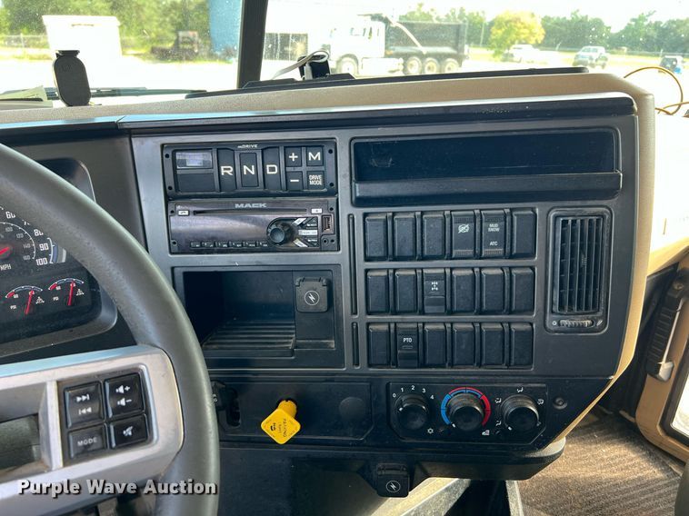 image for item DV5255 2019 Mack Granite dump truck