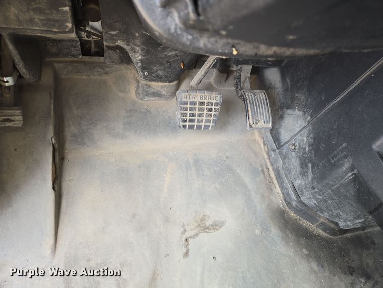 image for item DV5255 2019 Mack Granite dump truck