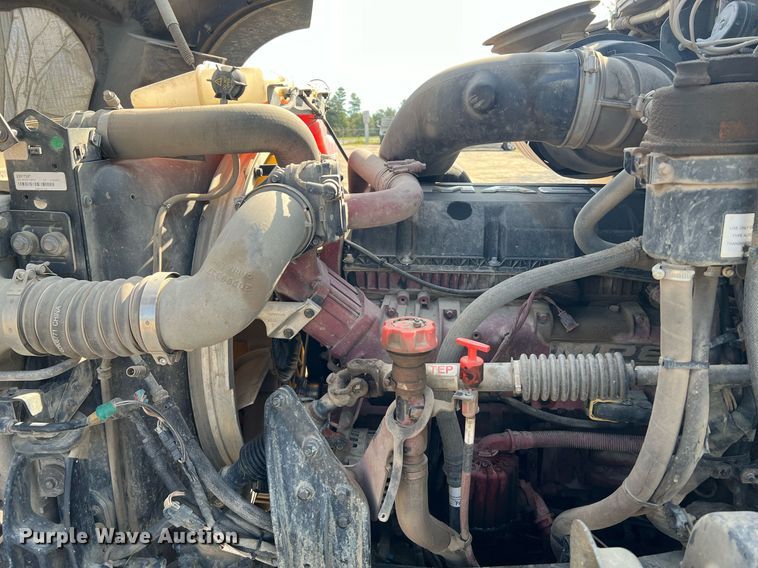 image for item DV5255 2019 Mack Granite dump truck