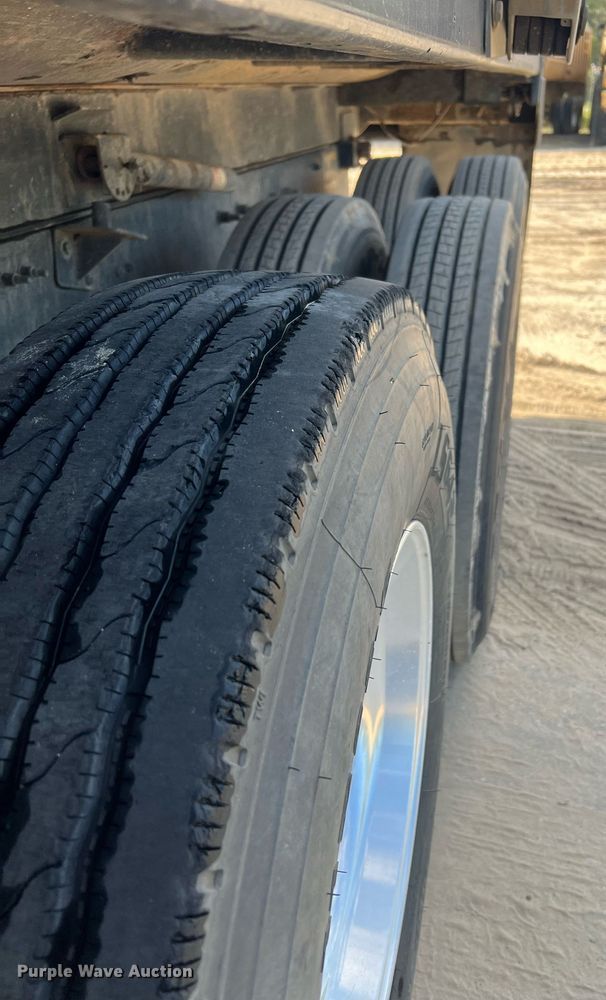 image for item DV5255 2019 Mack Granite dump truck