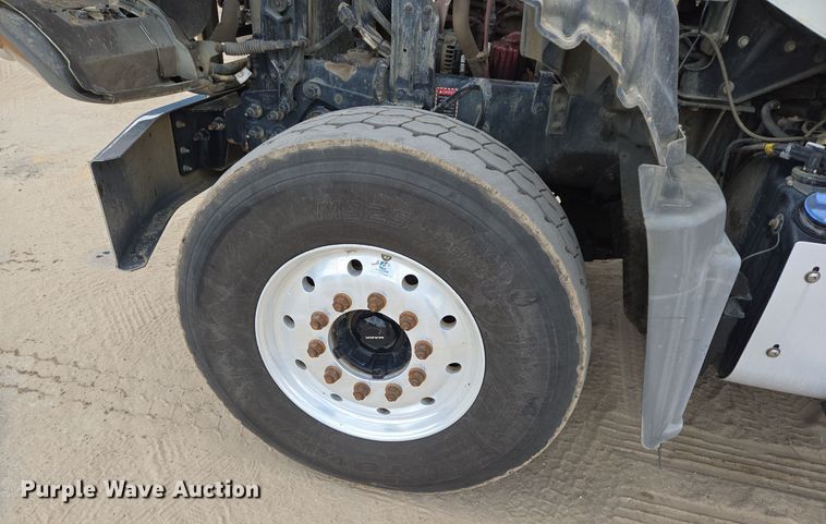 image for item DV5255 2019 Mack Granite dump truck