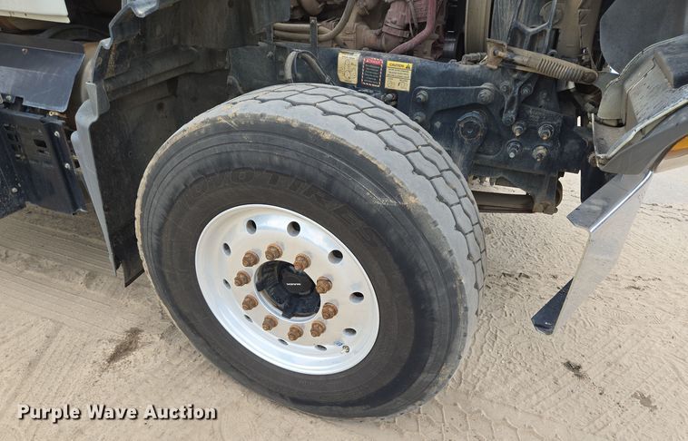 image for item DV5255 2019 Mack Granite dump truck