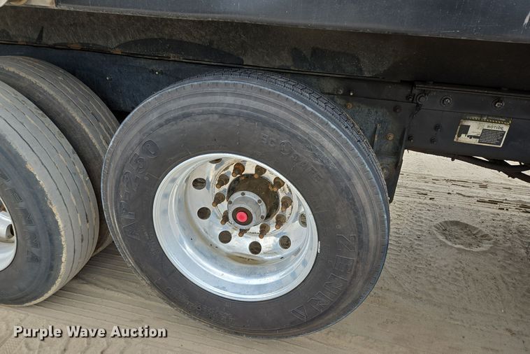 image for item DV5255 2019 Mack Granite dump truck