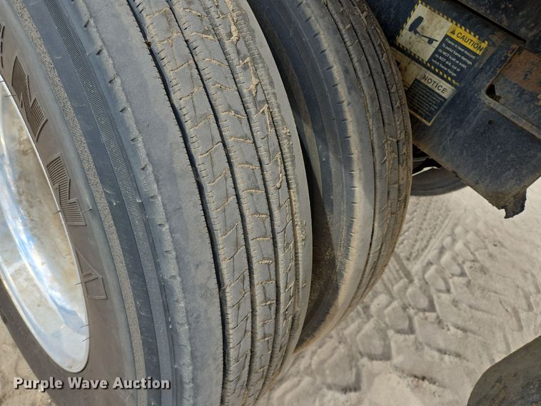 image for item DV5255 2019 Mack Granite dump truck