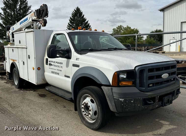 image for item DV5946 2007 Ford F550 Super Duty XL  utility / service truck