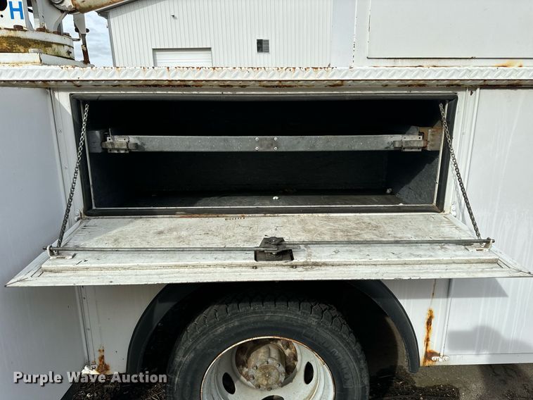 image for item DV5946 2007 Ford F550 Super Duty XL  utility / service truck