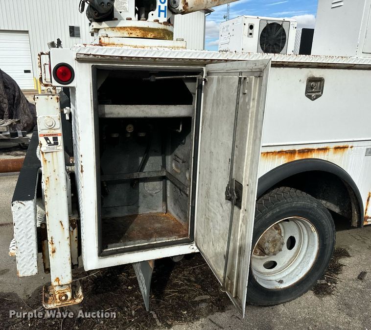 image for item DV5946 2007 Ford F550 Super Duty XL  utility / service truck