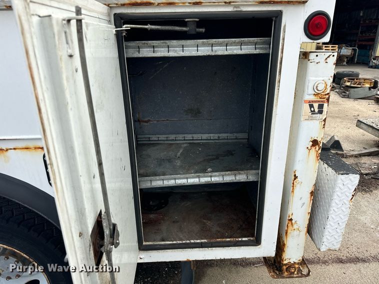 image for item DV5946 2007 Ford F550 Super Duty XL  utility / service truck