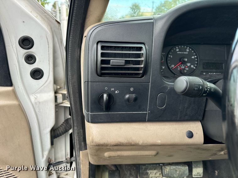 image for item DV5946 2007 Ford F550 Super Duty XL  utility / service truck