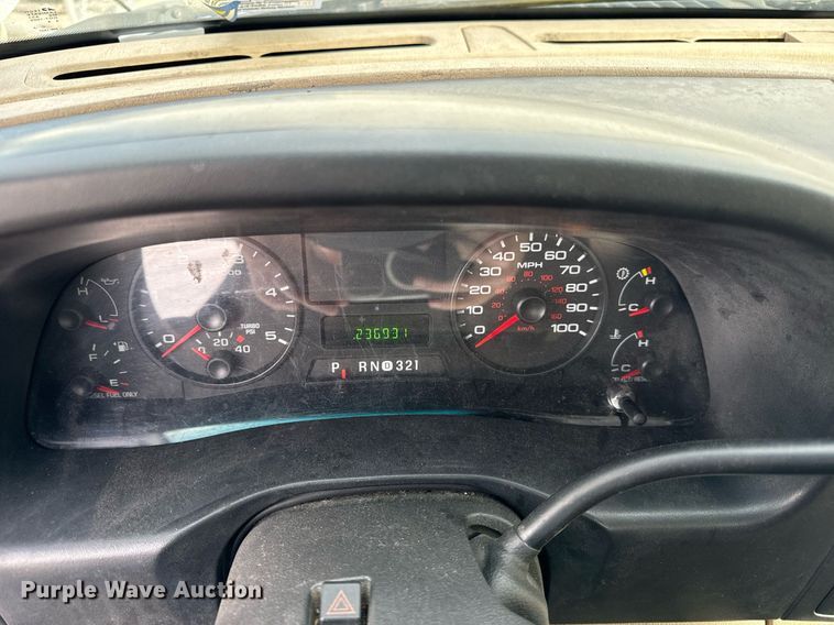 image for item DV5946 2007 Ford F550 Super Duty XL  utility / service truck