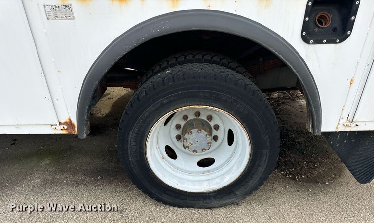 image for item DV5946 2007 Ford F550 Super Duty XL  utility / service truck