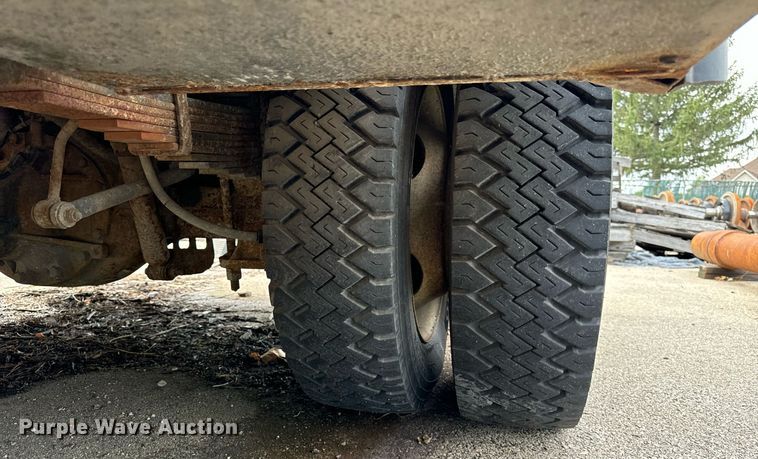 image for item DV5946 2007 Ford F550 Super Duty XL  utility / service truck