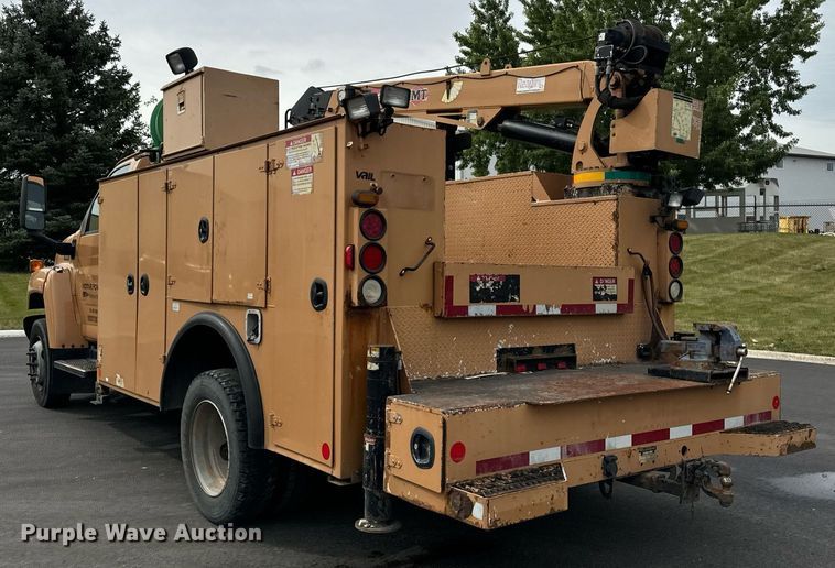 image for item DV5947 2008 GMC C5500 utility / service truck