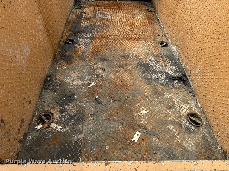 image for item DV5947 2008 GMC C5500 utility / service truck