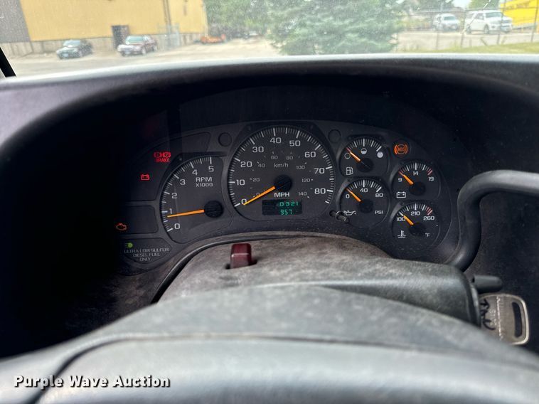 image for item DV5947 2008 GMC C5500 utility / service truck