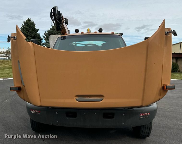 image for item DV5947 2008 GMC C5500 utility / service truck