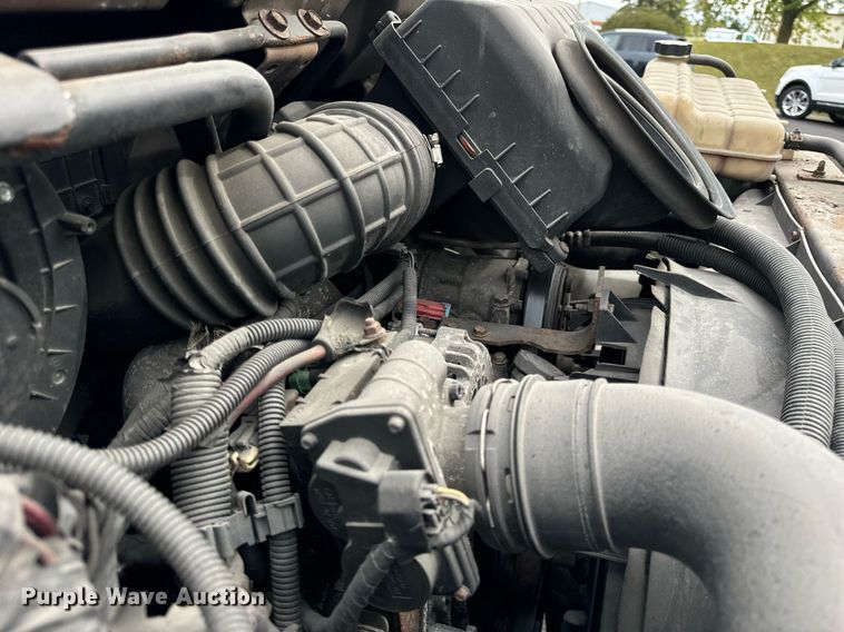 image for item DV5947 2008 GMC C5500 utility / service truck