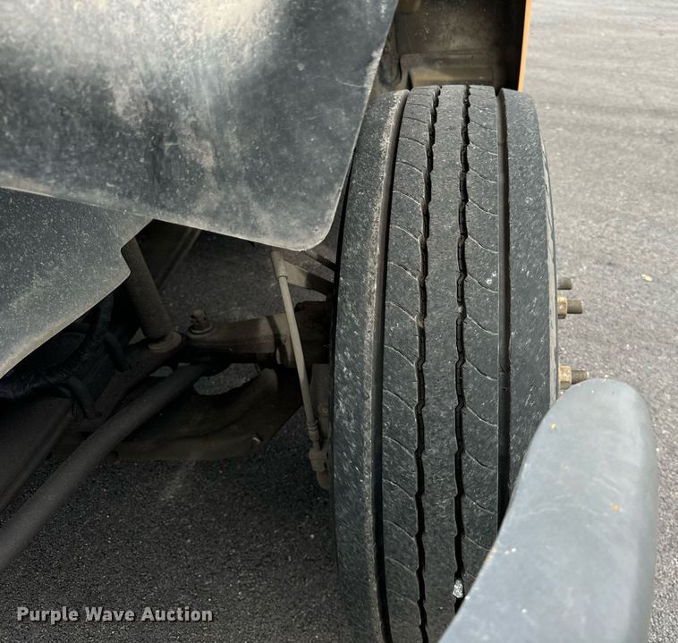 image for item DV5947 2008 GMC C5500 utility / service truck